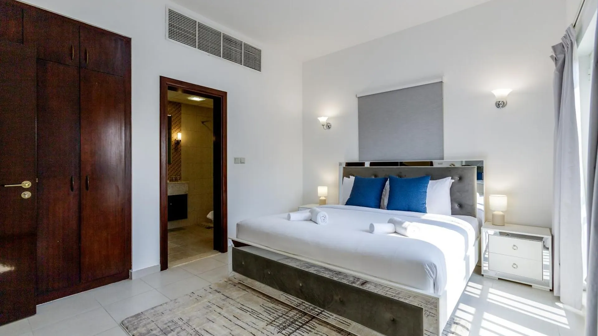 5Br & Maids Room Villa With Private Pool In The Aldea, The Villa - Allsopp & Allsopp Dubai United Arab Emirates