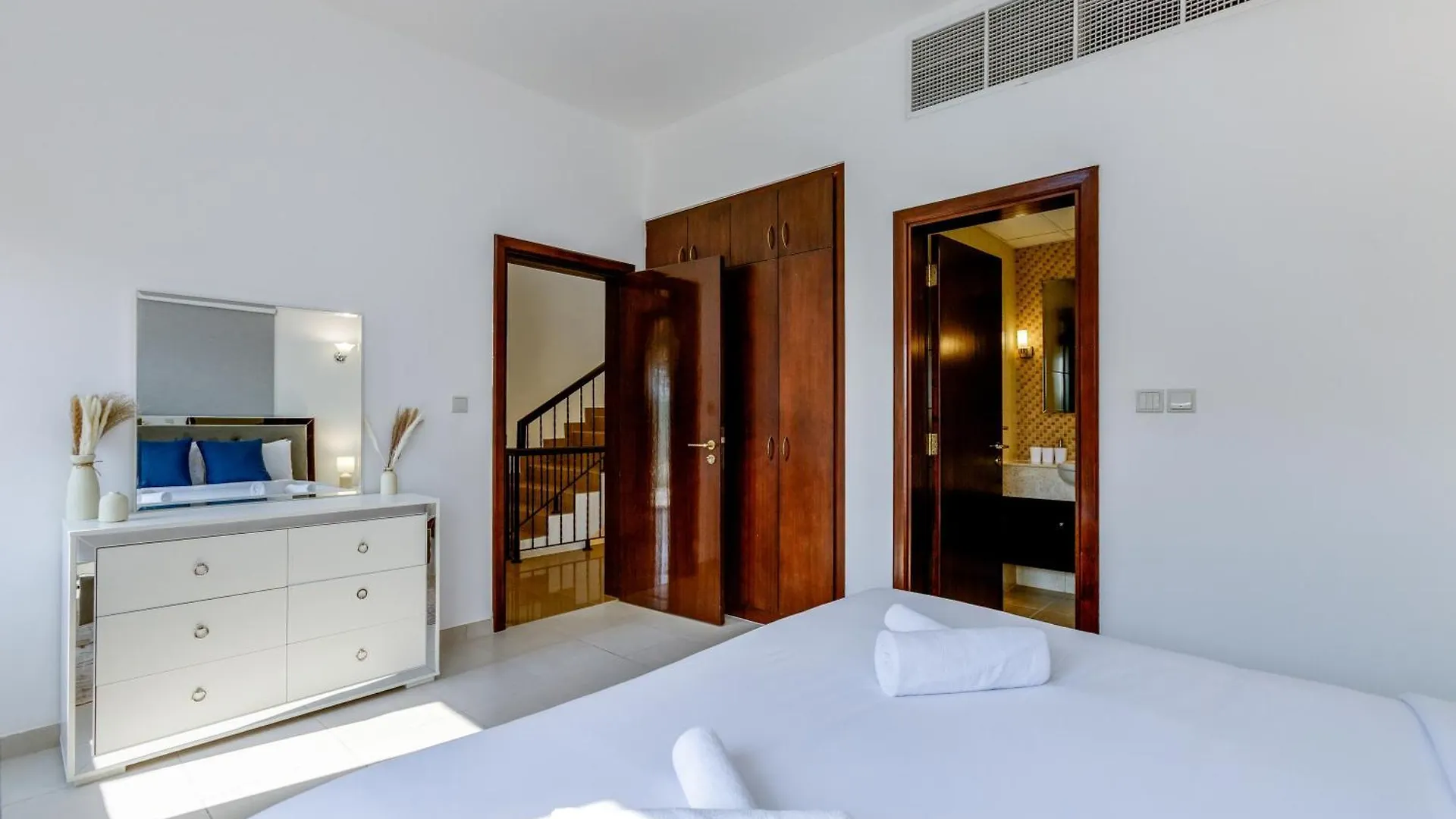 5Br & Maids Room Villa With Private Pool In The Aldea, The Villa - Allsopp & Allsopp Dubai United Arab Emirates